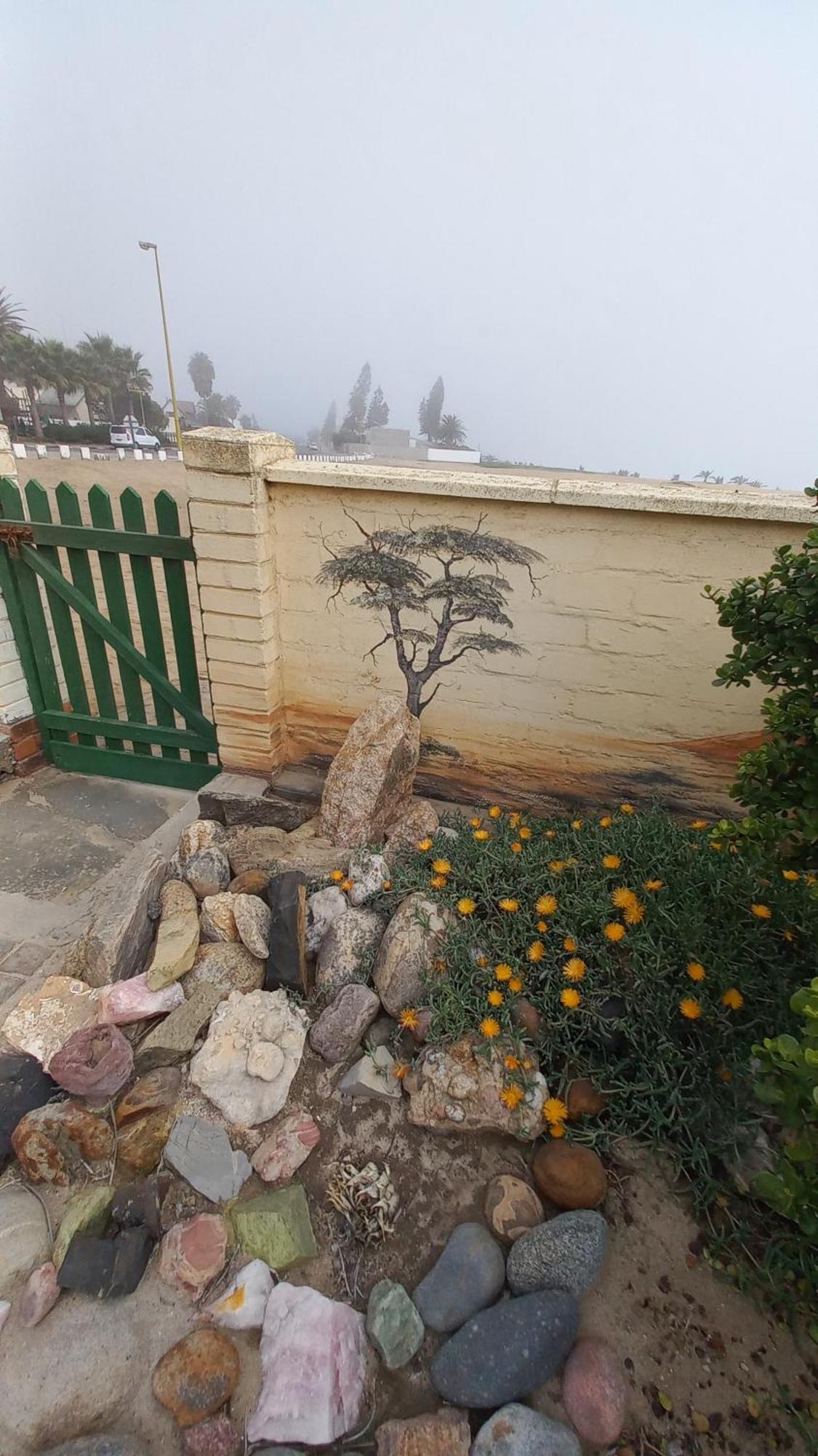 Huisie Langs Die See Swakopmund Kültér fotó